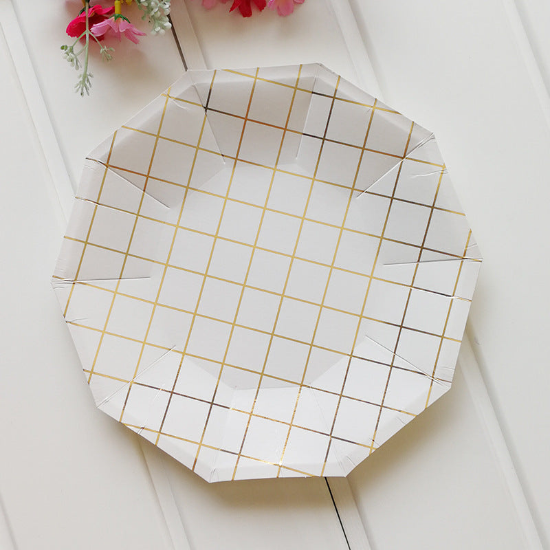 Disposable gilt mesh decagonal paper tray set