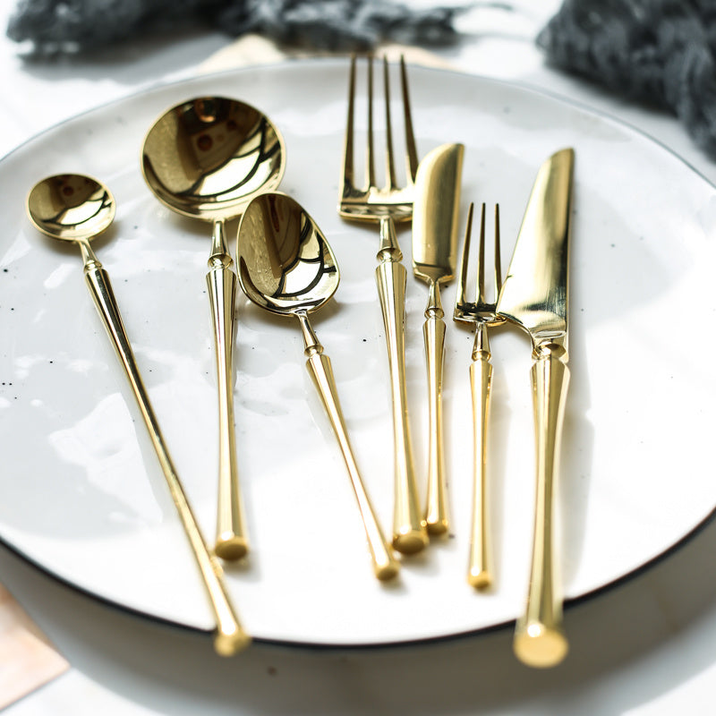 Stainless steel cutlery set